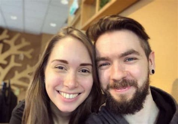 Jacksepticeye Age, Wiki, Biography, Wife, Girlfriend, Parents, Net Worth 2020