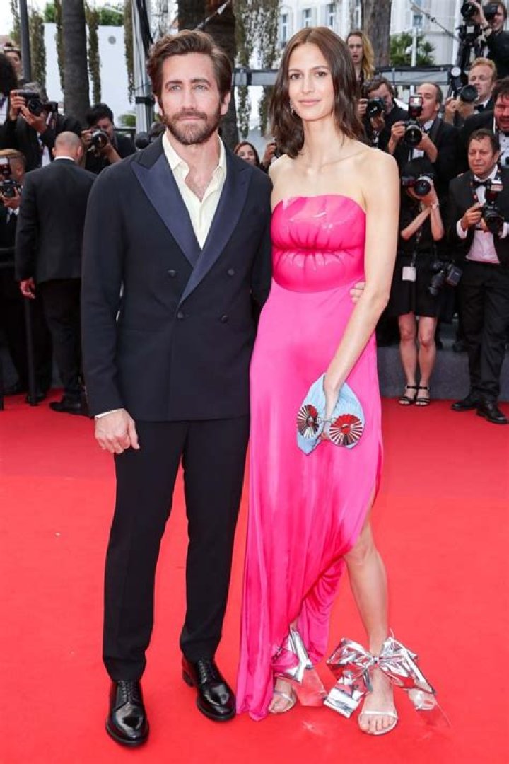 Jake Gyllenhaal, Girlfriend Jeanne Cadieu's Relationship Timeline