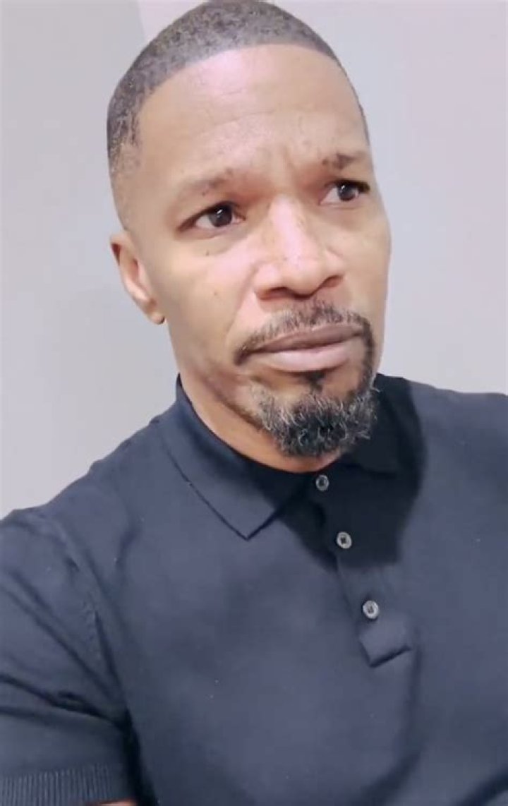 Jamie Foxx fans think star will 'retire' as he holds back tears and speaks out for first time after major health crisis
