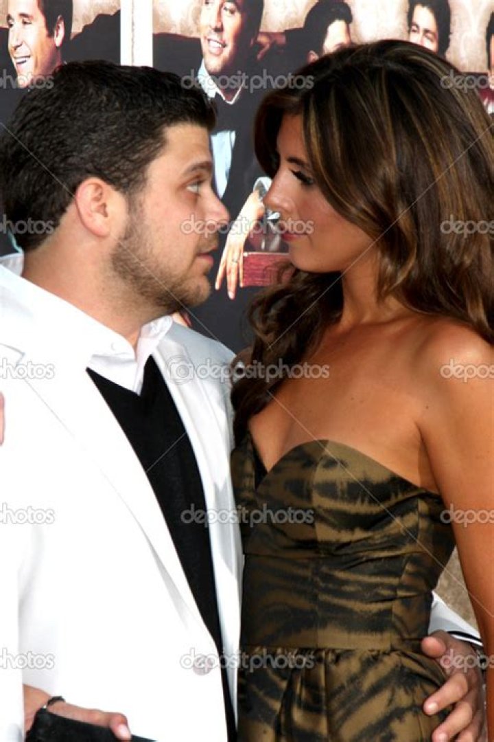 Jamie-Lynn Sigler and Jerry Ferrara Split