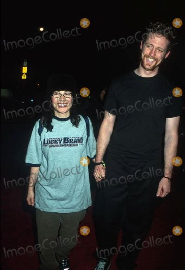 Unraveling The Mystery: Who Is Janeane Garofalo's Boyfriend?