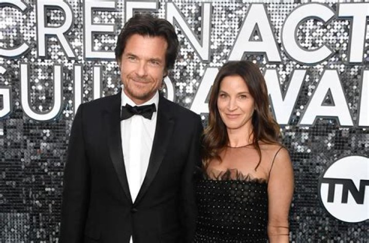 Jason Bateman Net Worth, Age, Wiki, Biography, Relationship, Wife, Dating, Ethnicity, Height & Facts
