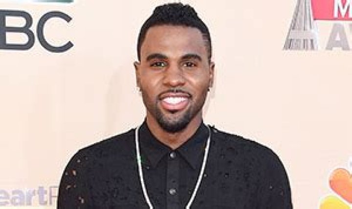 Jason Derulo Met Gala 2015 Red Carpet Rumor Debunked