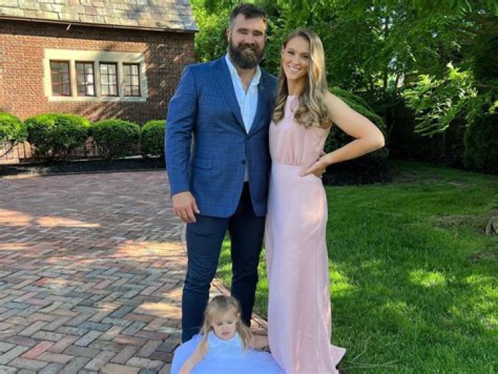 Jason Kelce Cries Remembering Meeting Wife Kylie Kelce for 1st Time