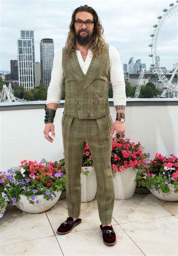 Jason Momoa’s Shoes Are a Size Too Small — Here’s Proof