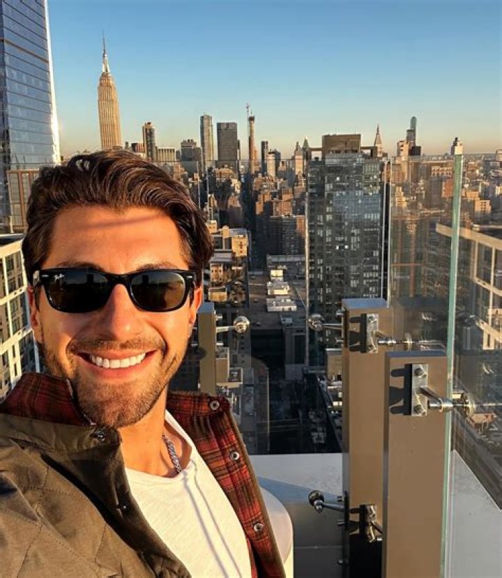 Jason Tartick Teases Move to NYC After Kaitlyn Bristowe Split