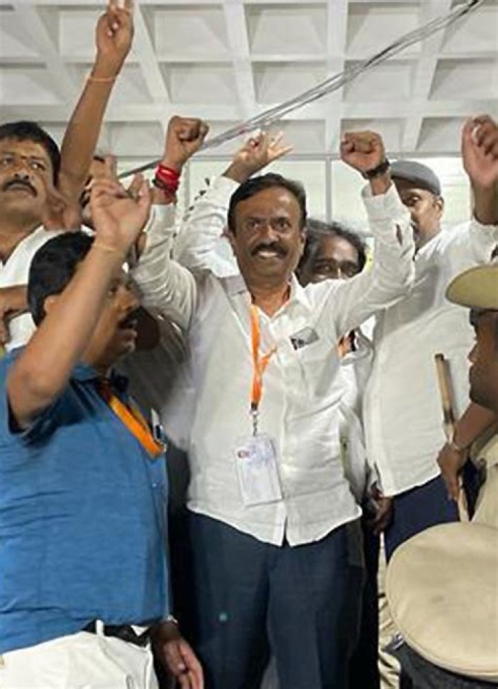 Jayanagar result BJP CK Ramamurthy wins by 16 votes against Congress Soumya Reddy Karnataka Elections 2023 – India TV