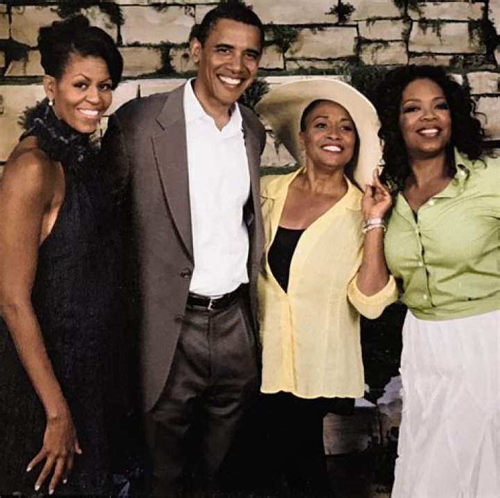 Jenifer Lewis tells raw truth in 'The Mother of Black Hollywood'