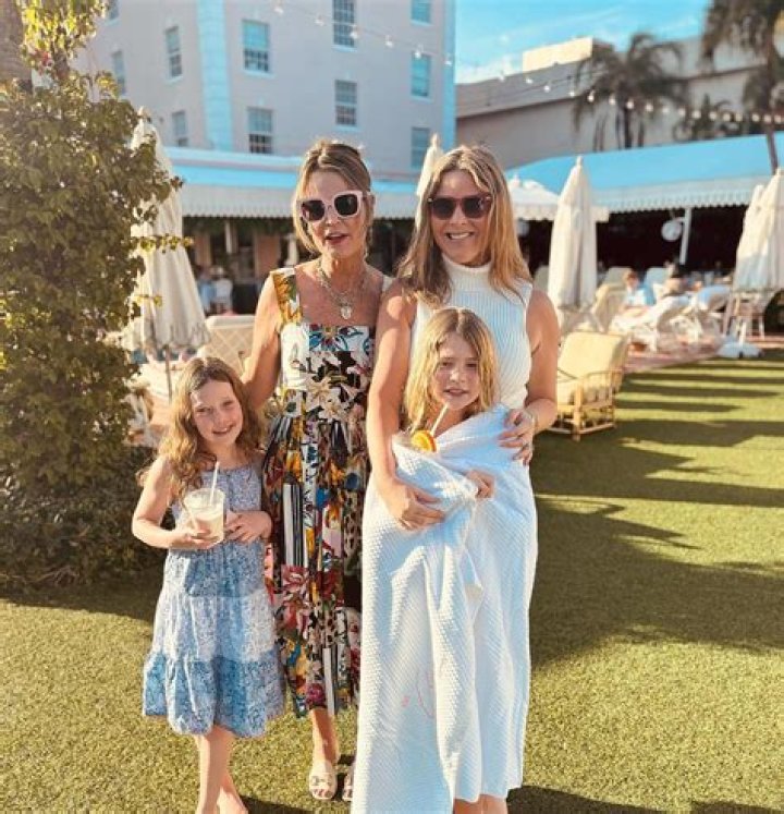Jenna Bush Hager and Savannah Guthrie Take Daughters on Girls' Trip