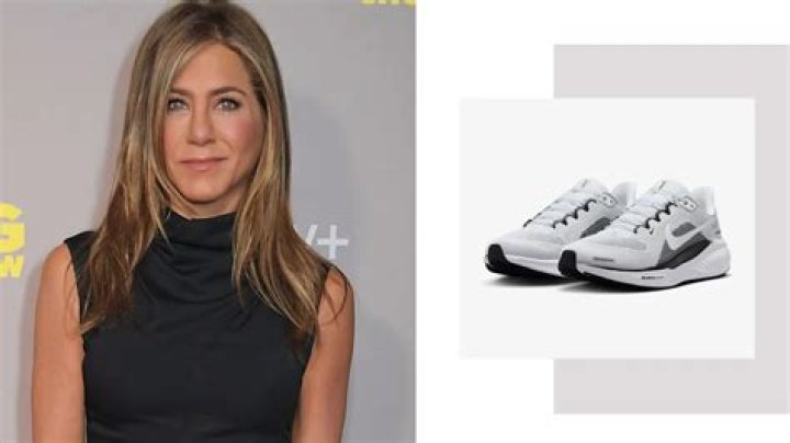 Jennifer Aniston Still Wears Shoes From Her ‘Friends’ Wardrobe 