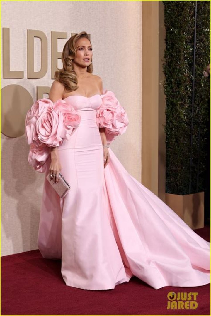 Jennifer Lopez is a whole bouquet of roses at the 2024 Golden Globes
