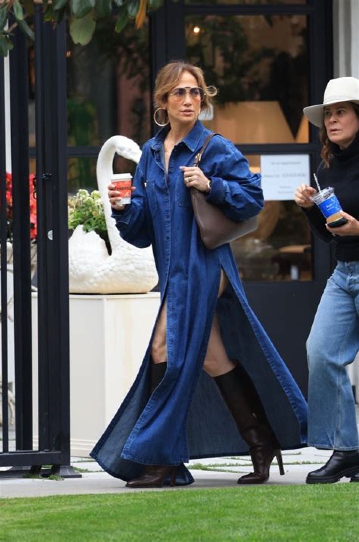 Jennifer Lopez Is All Leg in Her Latest Dress: Photos