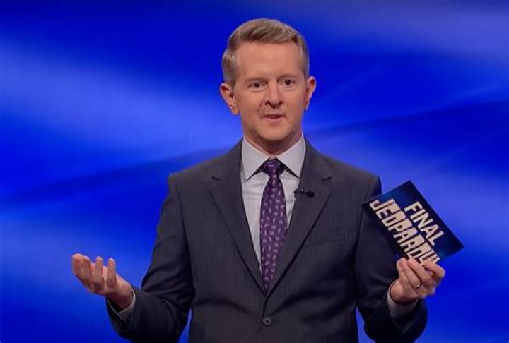 Ken Jennings skewers Jeopardy! fan with 'mean' tweet amid replacing Mayim Bialik indefinitely