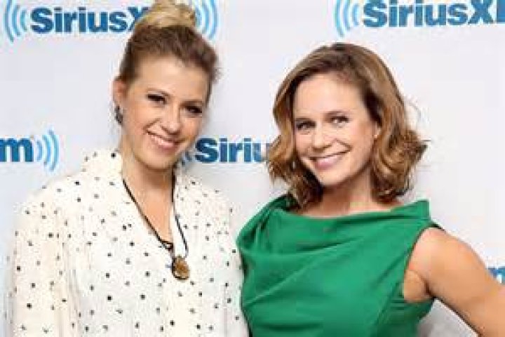 Exploring The Dynamic Duo: Jodie Sweetin And Andrea Barber