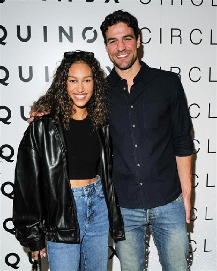 Joe, Serena Spoke to Becca, Thomas About 'Bachelor Happy Hour' Drama