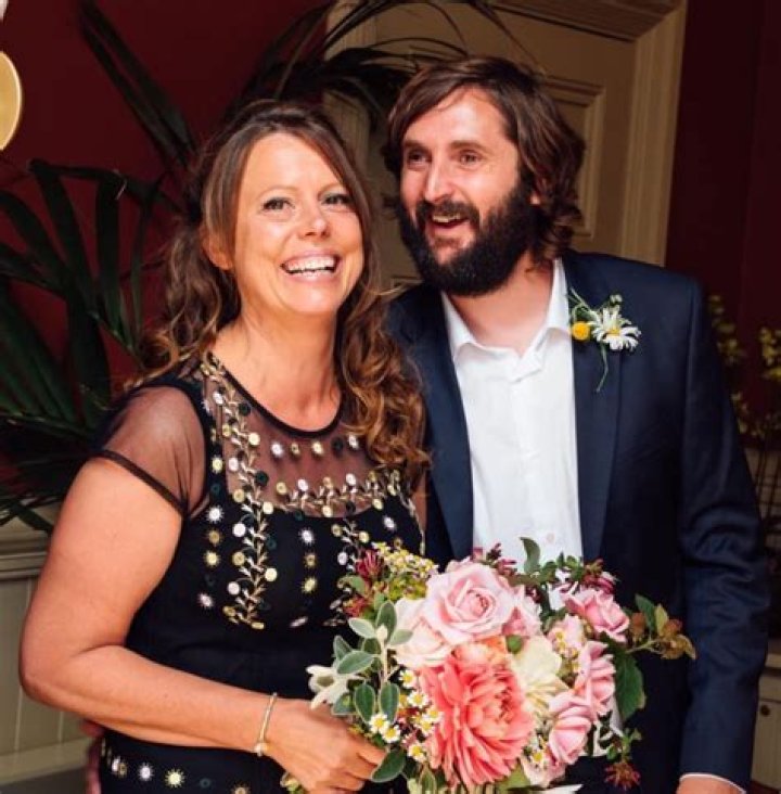 Joe Wilkinson Married: A Deep Dive Into His Life And Relationships