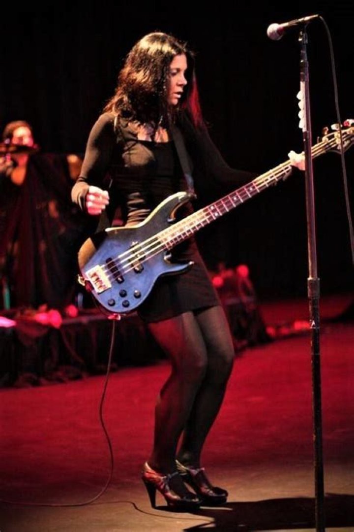Exploring The Life And Career Of Johnette Napolitano: The Iconic Voice Behind Concrete Blonde