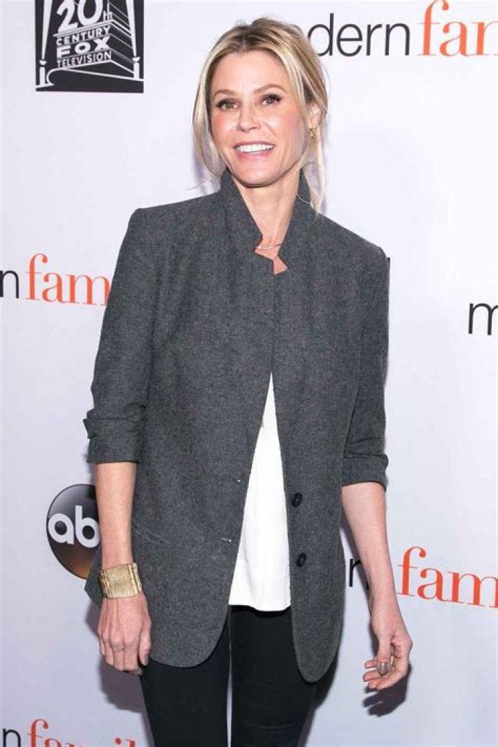 Julie Bowen Wears Sofia Vergara’s Underwear Line Eby: Details