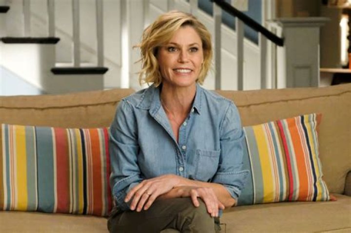 Julie Bowen News - Us Weekly