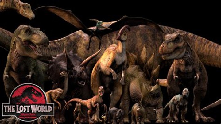 Skeleton of terrifying Jurassic Park dinosaur sold for £10million, but experts are 'very worried'