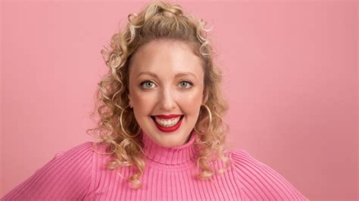Karen Hobbs On Having Cervical Cancer at 24 & Now Doing Stand-Up Comedy