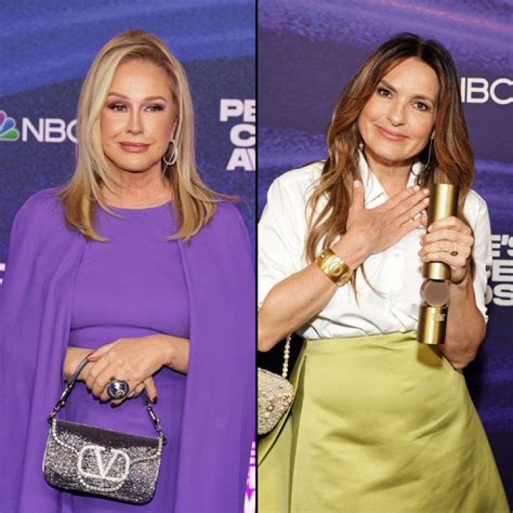 Kathy Hilton Put on Lip Gloss During Mariska Hargitay's 2022 PCAs Speech