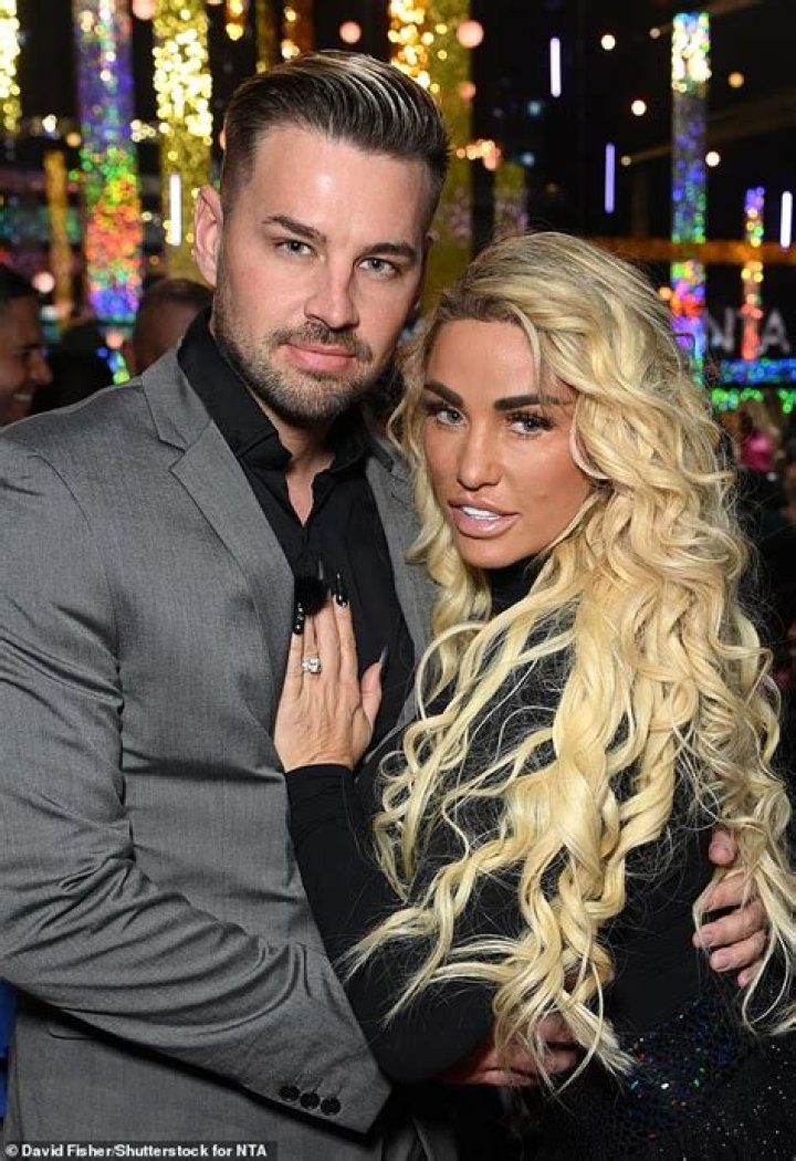 Katie Price’s fiance Carl Woods enjoys boozy night out at Towie club after she tells friends ‘it’s over’