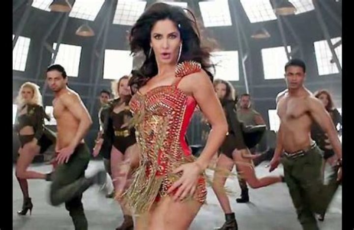 Katrina and Aamir launch 'Dhoom Machale'