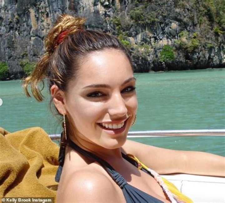Kelly Brook looks incredible in a bikini and no make-up on holiday in Spain