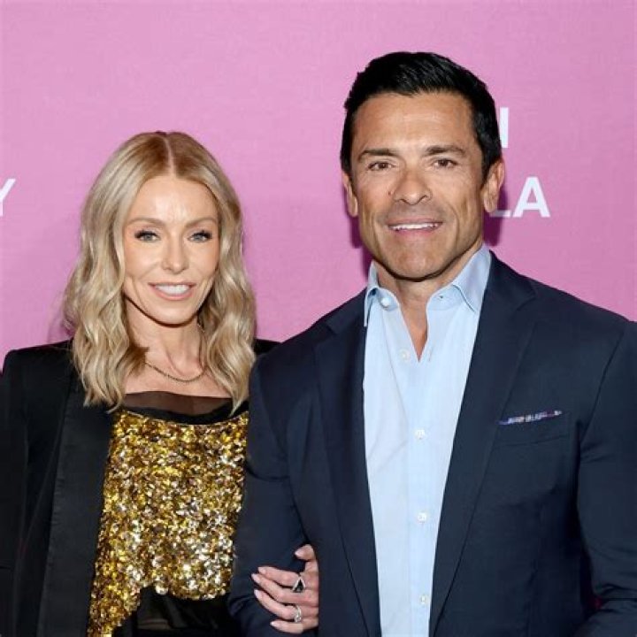Kelly Ripa And Botox: The Truth Behind Her Ageless Beauty