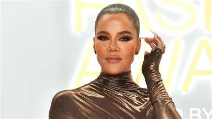 Khloe Kardashian Wore Short Nails Thanks to Sister Kim Kardashian
