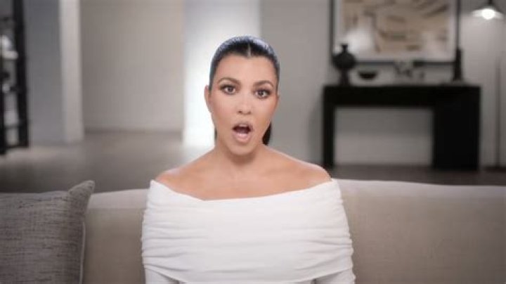 Kim Kardashian Sexes Up Rolling Stone Cover, Opens Up About Rob