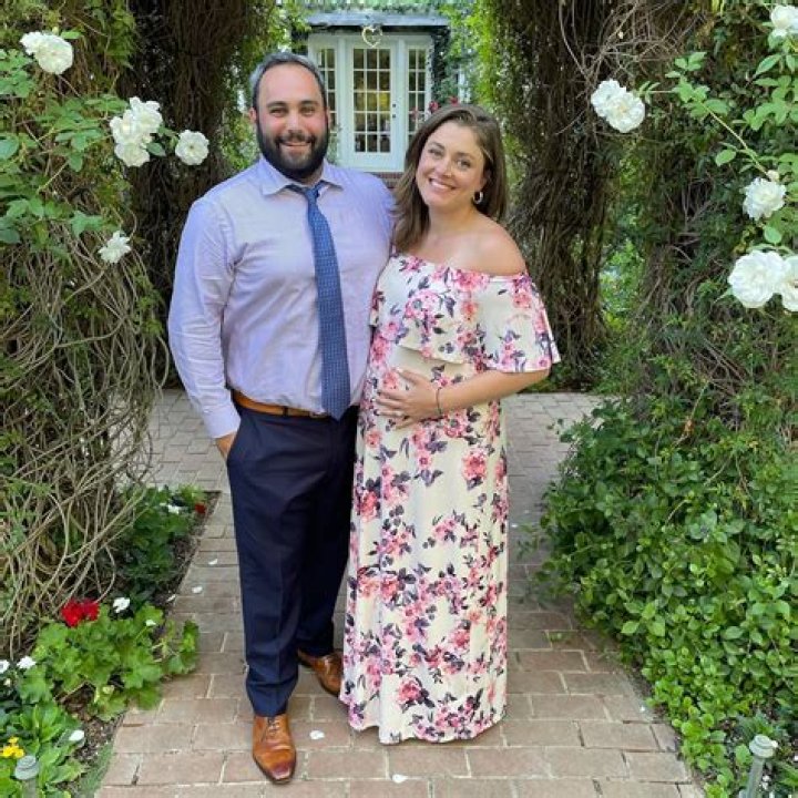 Kristen Holmes Height, Weight Wiki, Biography , Net Worth, Age, Who, Instagram,