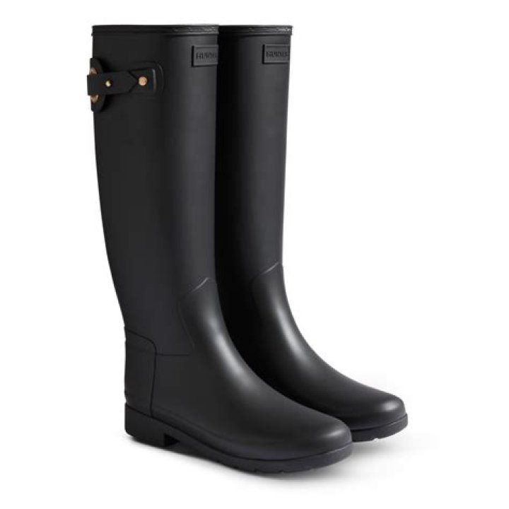 Kristin Cavallari Chose These Iconic Rain Boots To Keep Her Dry