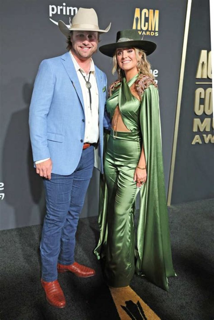 Lainey Wilson and Devlin ‘Duck’ Hodges’ Relationship Timeline