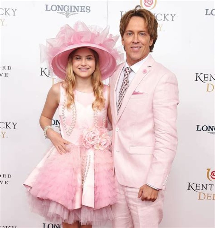 Larry Birkhead, Anna Nicole Smith’s Daughter Caught ‘Theater Bug’