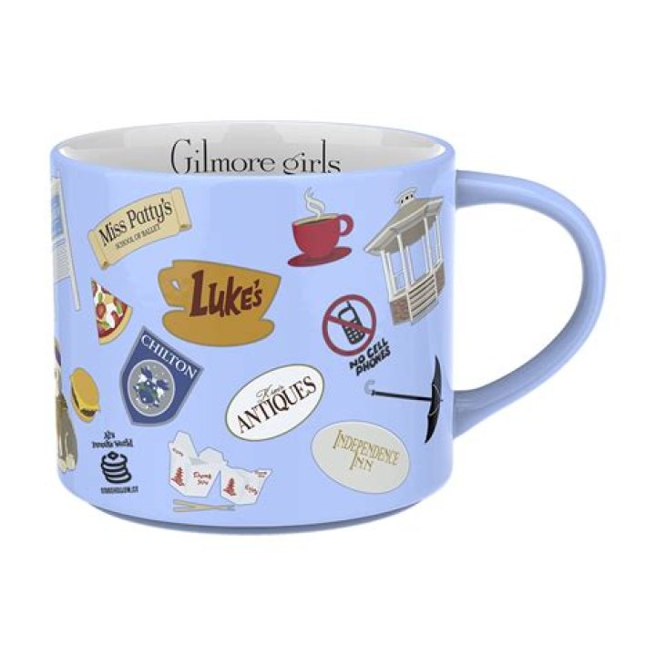 Lauren Graham Swears Her 'Gilmore Girls' Coffee Cups Were Never Empty
