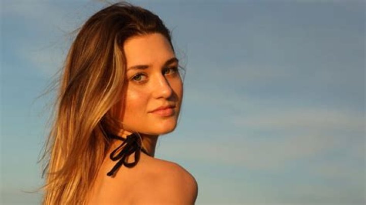 Exploring The Fascinating World Of Lauren Mochen: Insights And Pictures