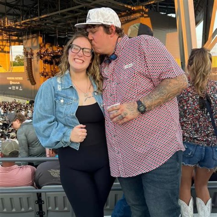 Lauryn ‘Pumpkin’ Shannon Tells Josh Efird She’s Pregnant: Watch