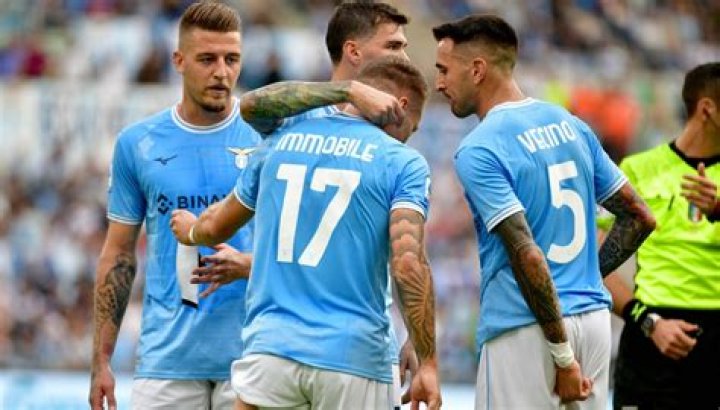 Watch Lazio striker Ciro Immobile smash the dugout with arm ALREADY in a cast after being hauled off by Sarri