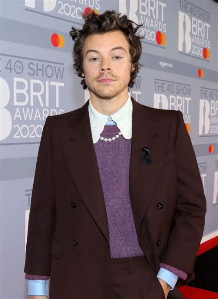 Leaked Photos of Harry Styles as the Little Mermaid Go Viral