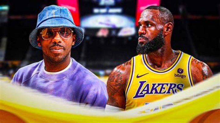 LeBron James Plans Weekend Party in South Beach!
