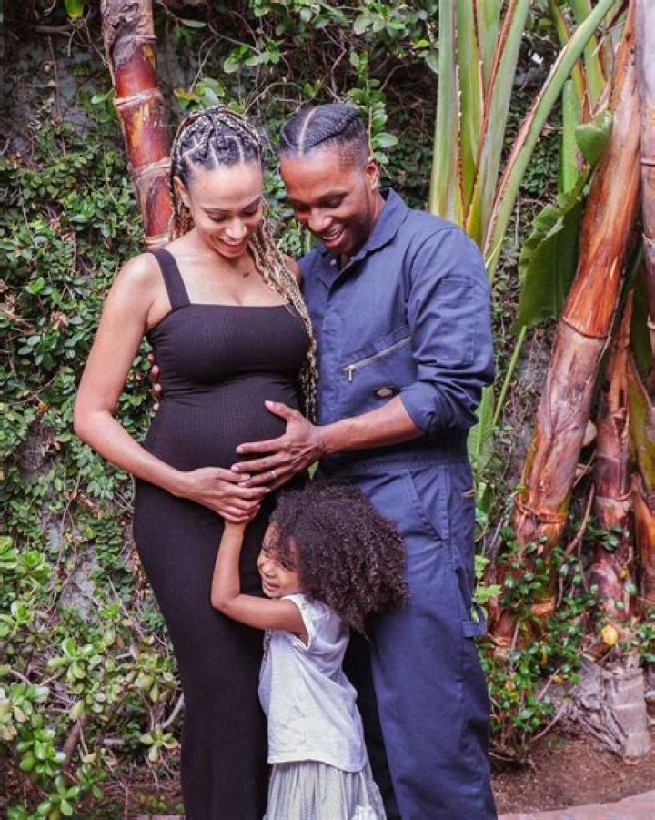 Leslie Odom Jr.'s Wife Nicolette Robinson Pregnant With 2nd Child