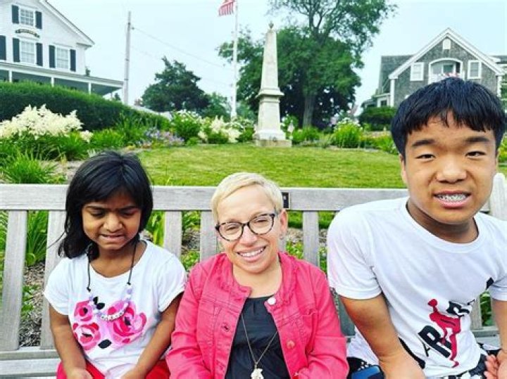 Little Couple's Dr Jen Arnold shares new photos of husband Bill and rarely-seen kids Will and Zoey on beach trip