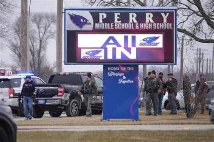 Sixth grader killed, 5 others injured at Perry High School