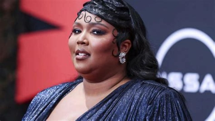 Fat Shaming In The Workplace: As A Plus-Size Woman, I Know How Lizzo's Dancers Felt