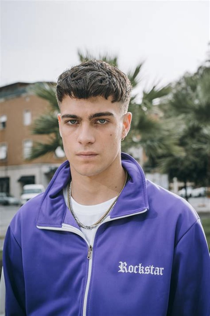 Explore The Curious Age Of Lorenzo Zurolo: Uncover The Enigma