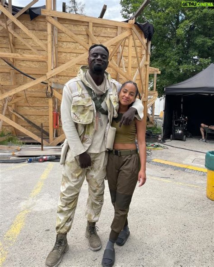 Lou Llobell (Foundation) Age, Wiki, Biography, Birthday, Height, Parents