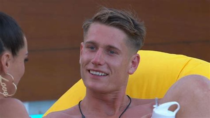 Love Island fans claim Will Young is ‘huge red flag’ after he makes shock confession