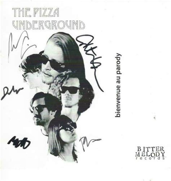 Macaulay Culkin Is In Parody Band: The Pizza Underground Releases Song